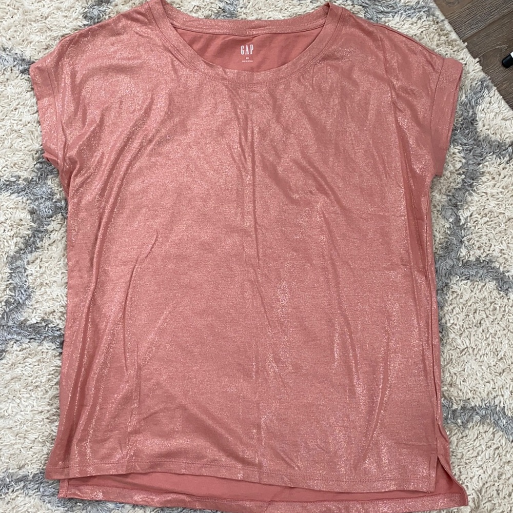 GAP tee